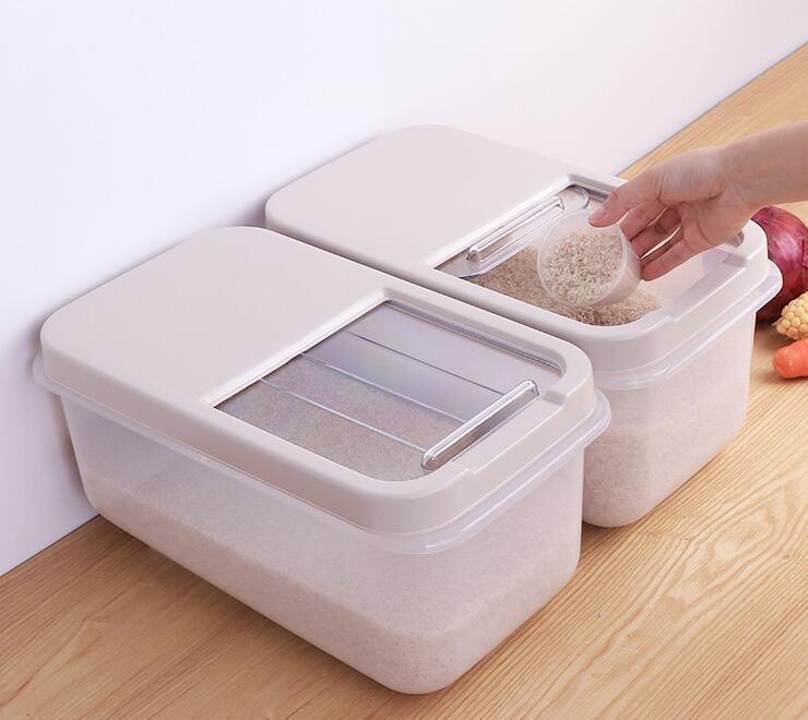 10KG Airtight Pet Food Storage Box – Transparent Plastic Container with Measuring Cup & Slide Cover