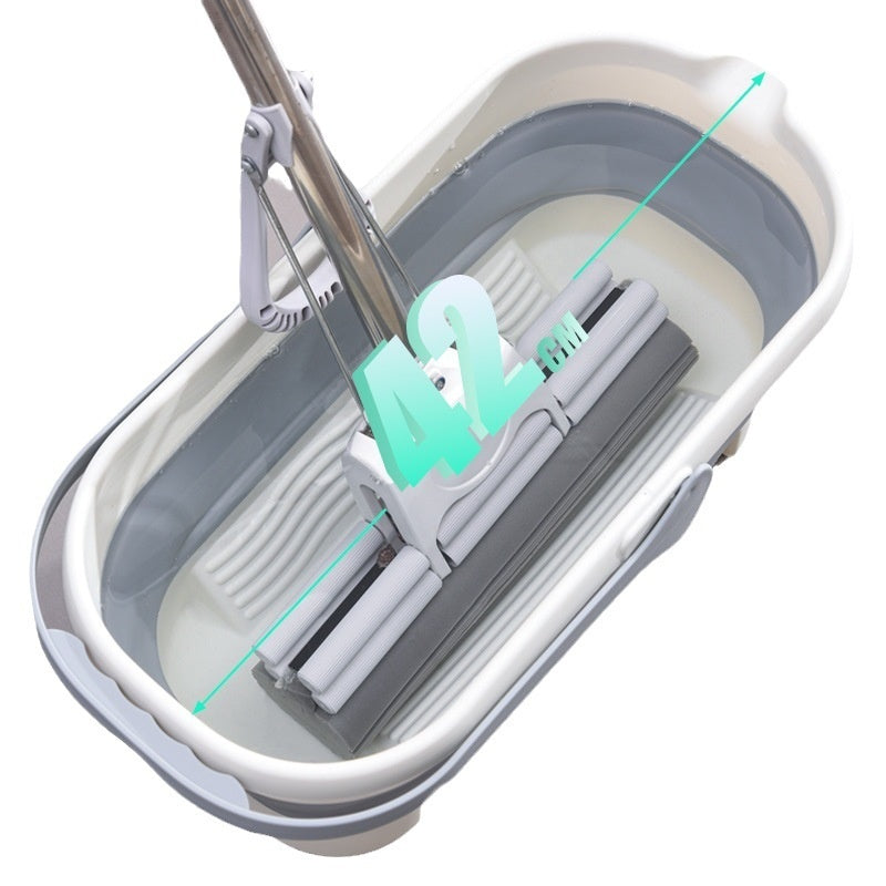 Collapsible Plastic Pet Bucket – Foldable Water & Bath Container for Dogs and Cats