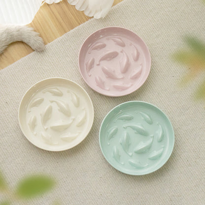 Slow Feeding Bowl for Cats & Dogs – Anti-Choke Goldfish Design Melamine Pet Feeder