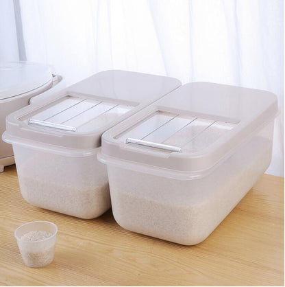 10KG Airtight Pet Food Storage Box – Transparent Plastic Container with Measuring Cup & Slide Cover