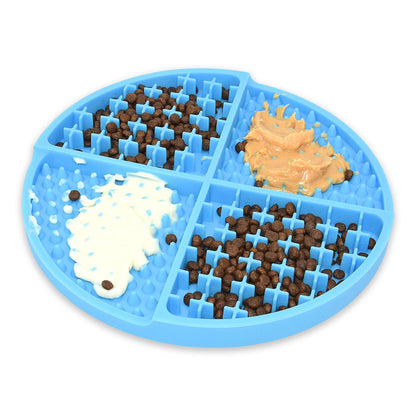Silicone Pet Slow Feeding Mat – Lick Pad with Strong Suction Cups for Cats